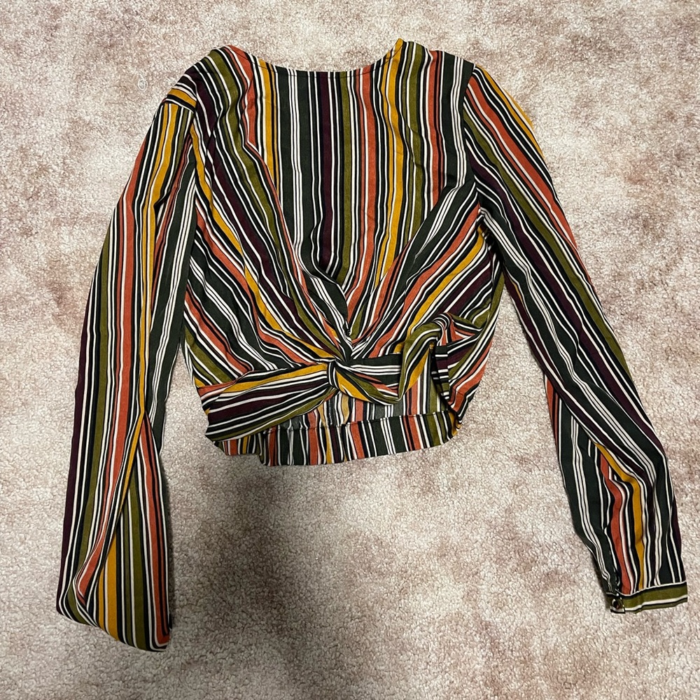 Crop long sleeve shirt